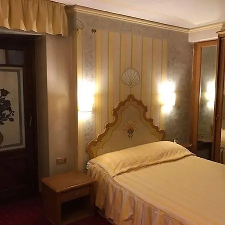 Posta Hotel 3*