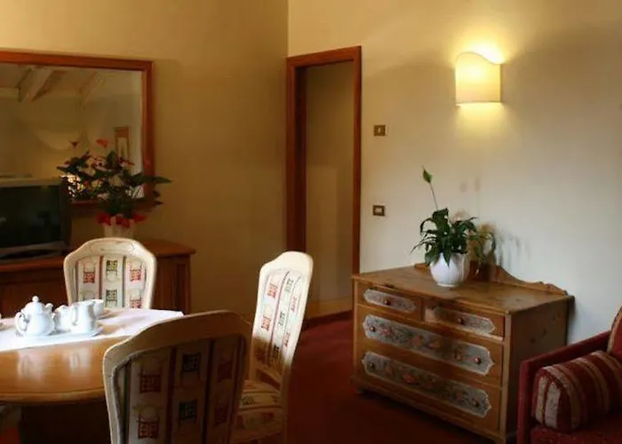 Posta מלון בורמיו